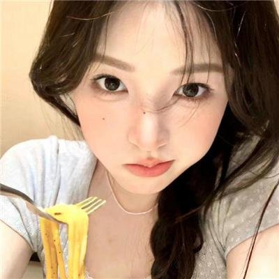 菲比梦游奇境